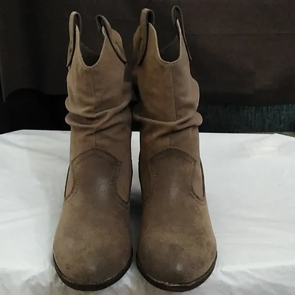 Rocket Dog Shoes Rocket Dog Womens Western Boot Size Poshmark